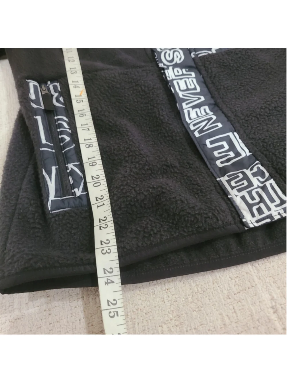 The North FaceForrest Fleece Mashup Jacket Boys XL 14/16 Black White Logo TNF